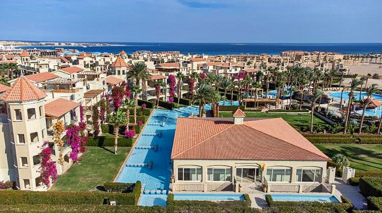 One bedroom Apartment With Garden In Sahl Hasheesh