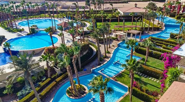 Apartment With A Private Pool and private garden In Veranda Sahl Hasheesh