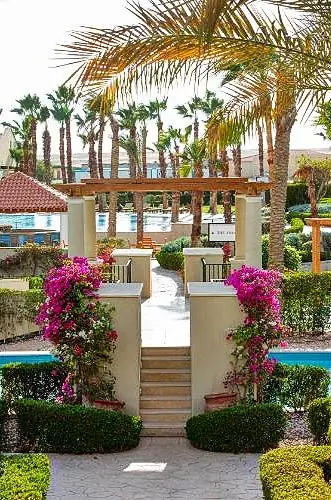 Chic Studio in Veranda, Sahl Hasheesh: A Blend of Luxury and Tranquility