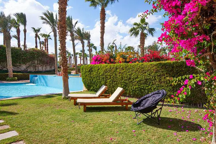 Invest in Veranda Sahl Hasheesh: Exclusive 1-BR Penthouse with Private Roof Terrace