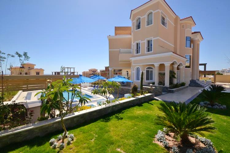 Sea View Villa For Sale In Jamaran Sahl Hasheesh