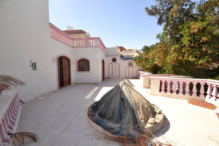 Villa For Sale In Magawish District - Hurghada