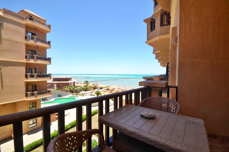 Beachfront Studio For Rent In Hurghada